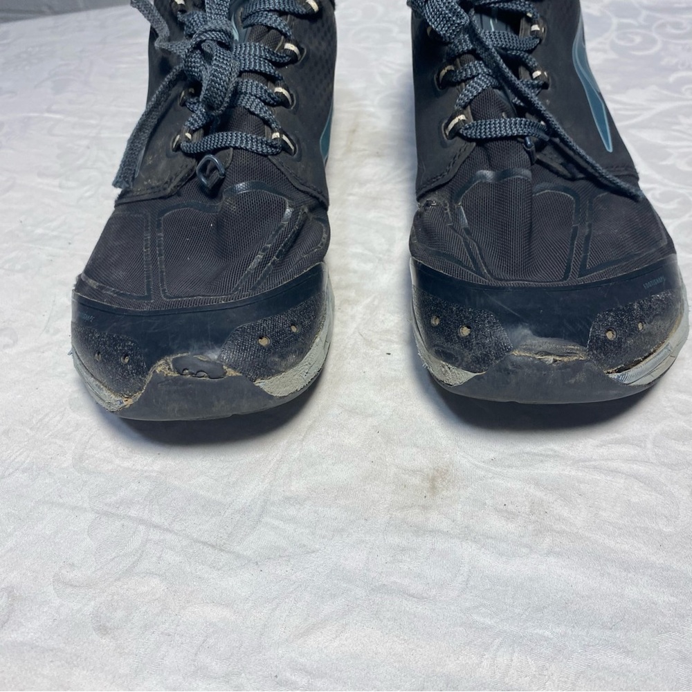 Altra Women’s Superior 4.5 Size 8 Black and Blue Pre Owned See Photos Shoes - Picture 9 of 16